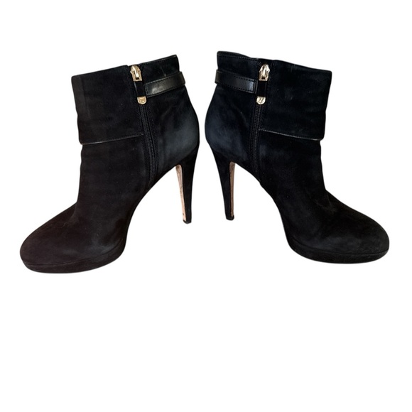Vince Camuto Women’s Size 9M Stiletto Black Suede Ankle Booties Vi-Evalina w/box - Picture 2 of 10